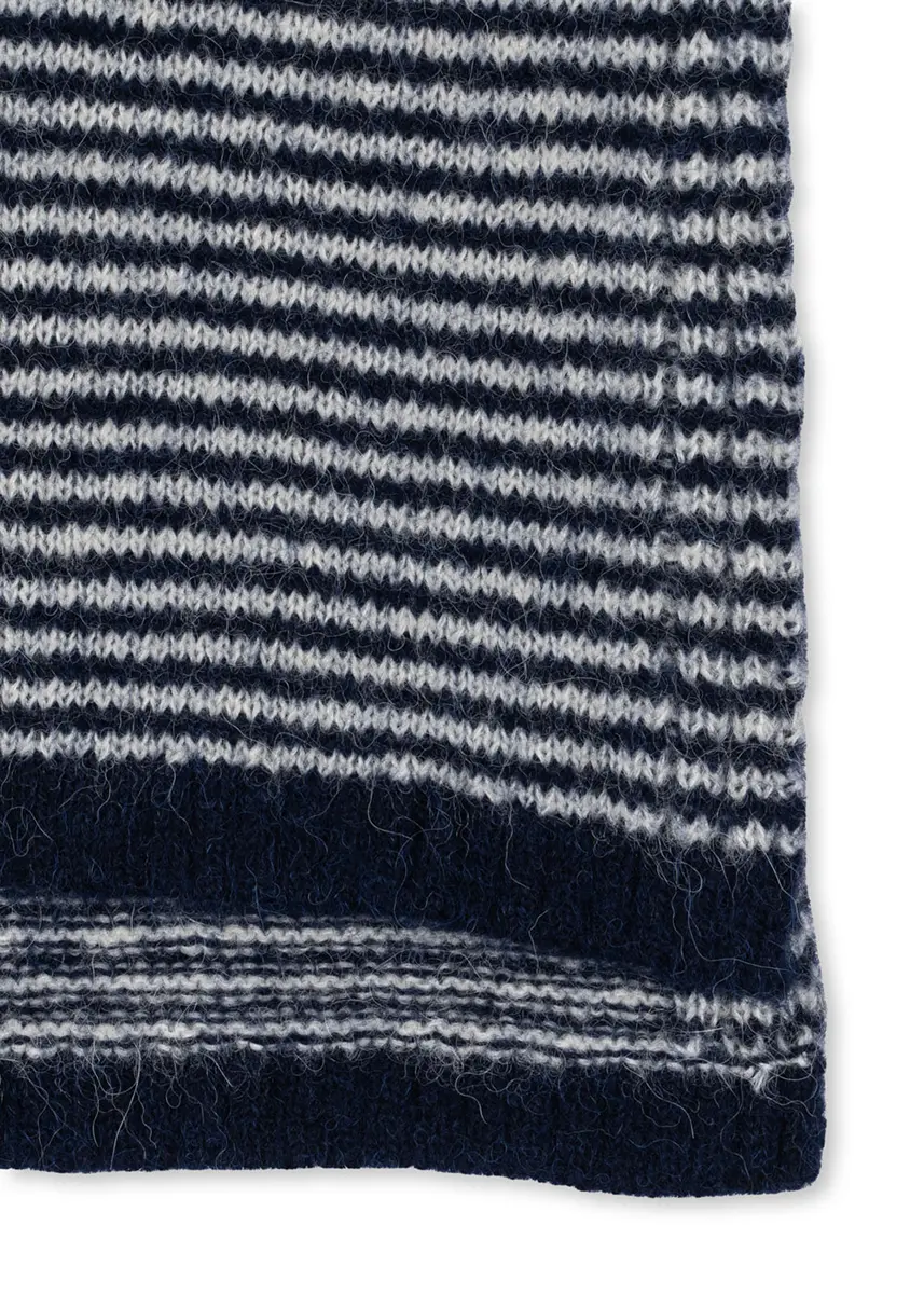 Konges Sløjd Nackenwärmer Berle „Ensign Blue / Buttercream“