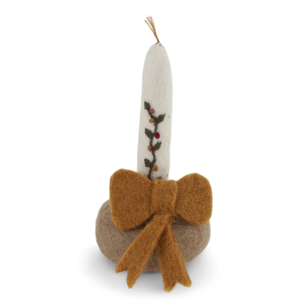 Gry & Sif „Kerze und Kerzenhalter mit Schleife und Stickerei, ocker“ H12cm