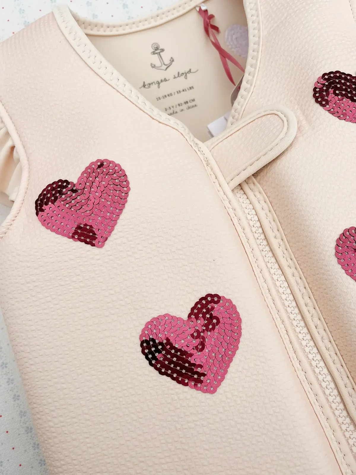 Konges Sløjd Kinder-Schwimmweste „Herzen / Ecru“