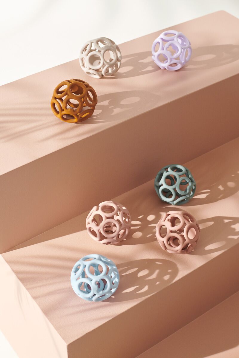 Liewood Beißringkugel Jasmin „Dark rose : mustard mix“ 02