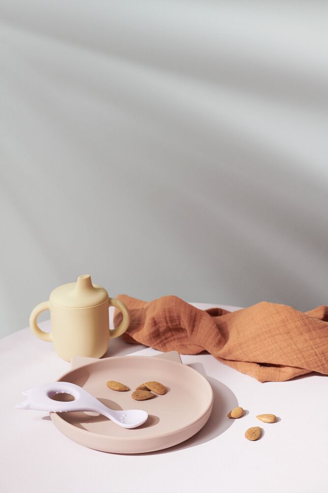 Liewood Neil Silikon Becher „Oat“ – Bild 5