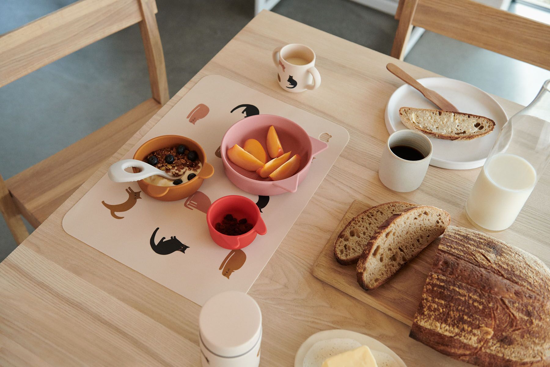 Liewood Jude Silikon-Tischset „Horses / Dark rosetta“, 42x30cm – Bild 5