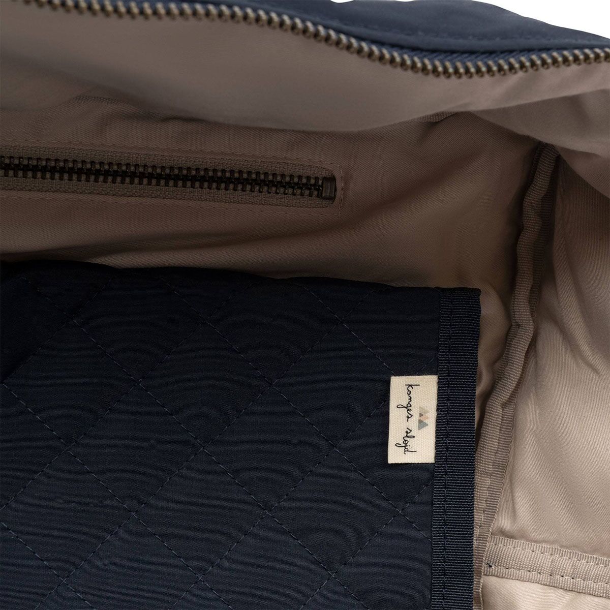 DELISTED Konges Sløjd Wickeltasche „Cherry Blush“, inkl. Wickeltunterlage – Bild 3