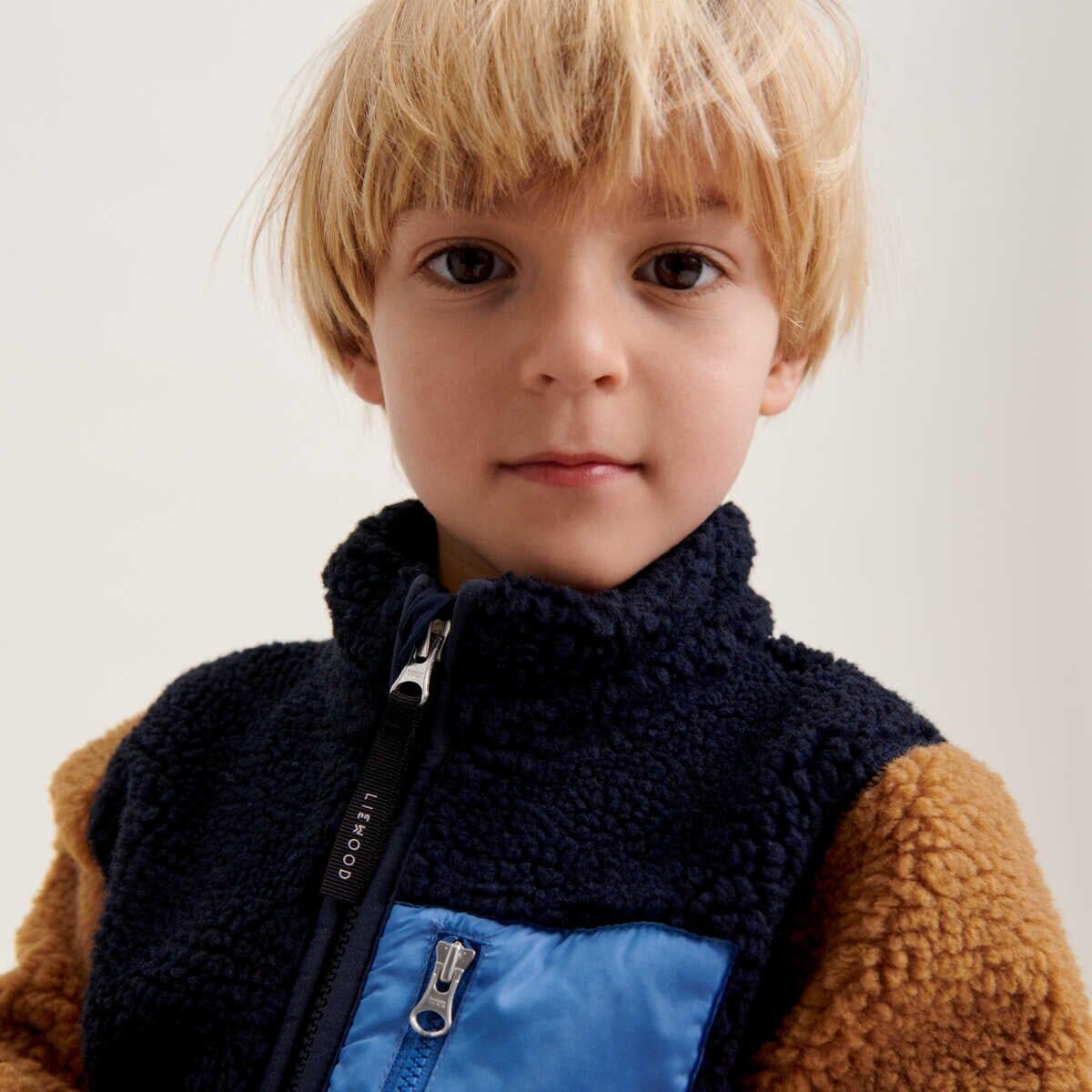 Liewood Nolan Sherpa Jacke für Kinder „Graphic swirls / Classic navy“, Gr. 80, 86 – Bild 5