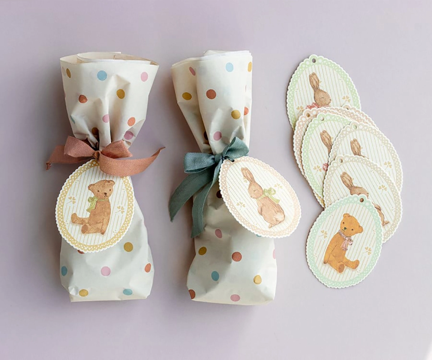 DELISTED Maileg Geschenkanhänger-Set „Hasen und Teddys“, 12er-Set – Bild 2
