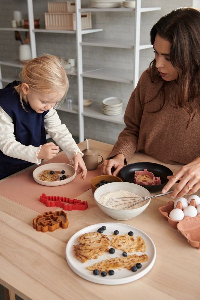 DELISTED Liewood Karina Pancake-Set „Holiday / Apple red multi mix“, 6er-Set, Silikon – Bild 7