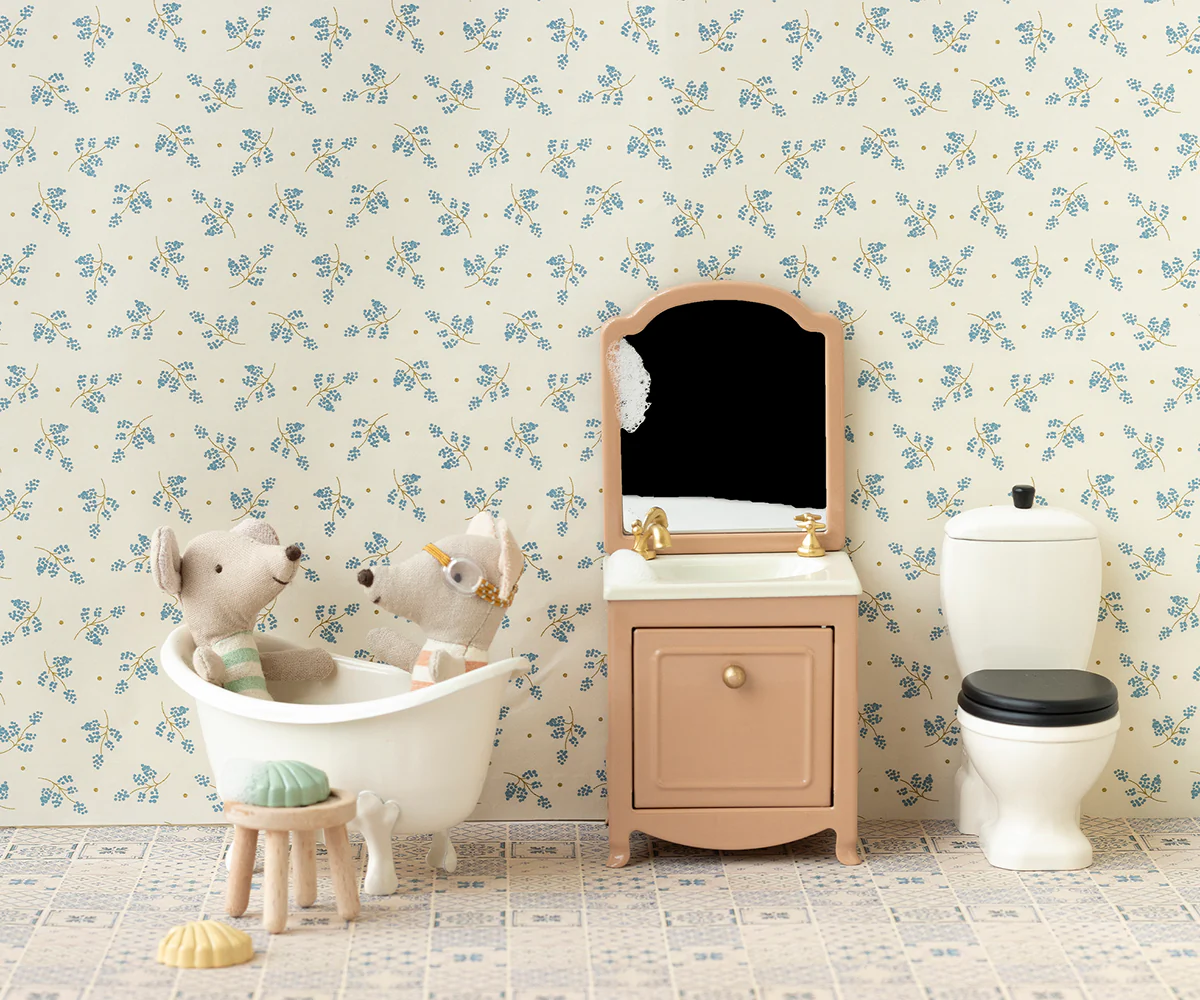 Maileg Vintage-Puppenbadewanne, Metall, Gr. Maus Mood 1.webp Maileg Vintage-Puppenbadewanne, Metall, Gr. Maus Mood 3.webp Maileg Vintage-Puppenbadewanne, Metall, Gr. Maus Mood