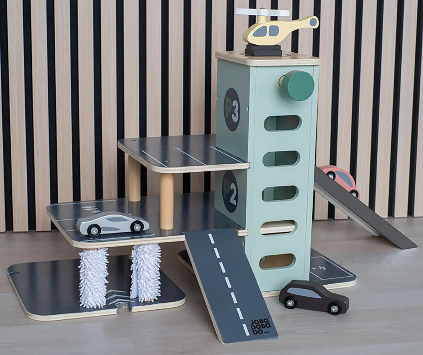 Jabadabado Parkhaus Garage aus Holz