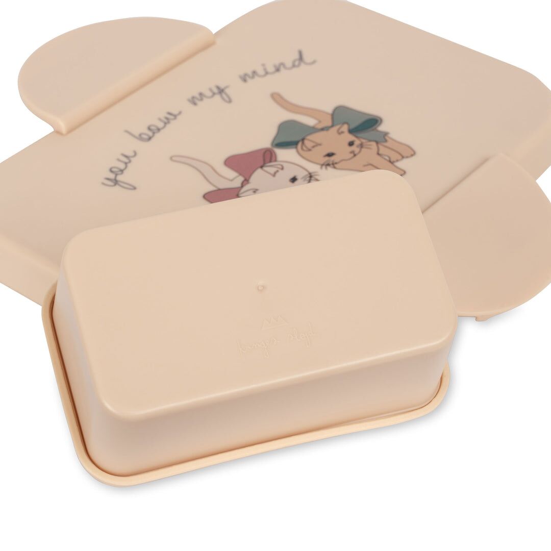DELISTED Konges Sløjd Brotdose „Bow Kitty“, 17x12x9cm, PLA – Bild 11