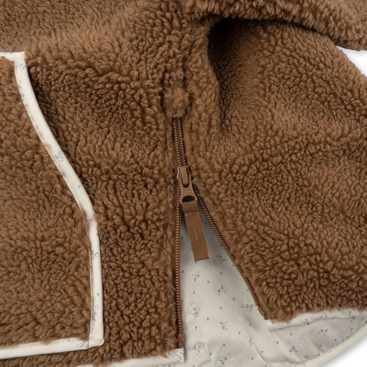Konges Sløjd Grizz Teddy Poncho „Tobbaco Brown“ 86-98, 110-128 – Bild 5