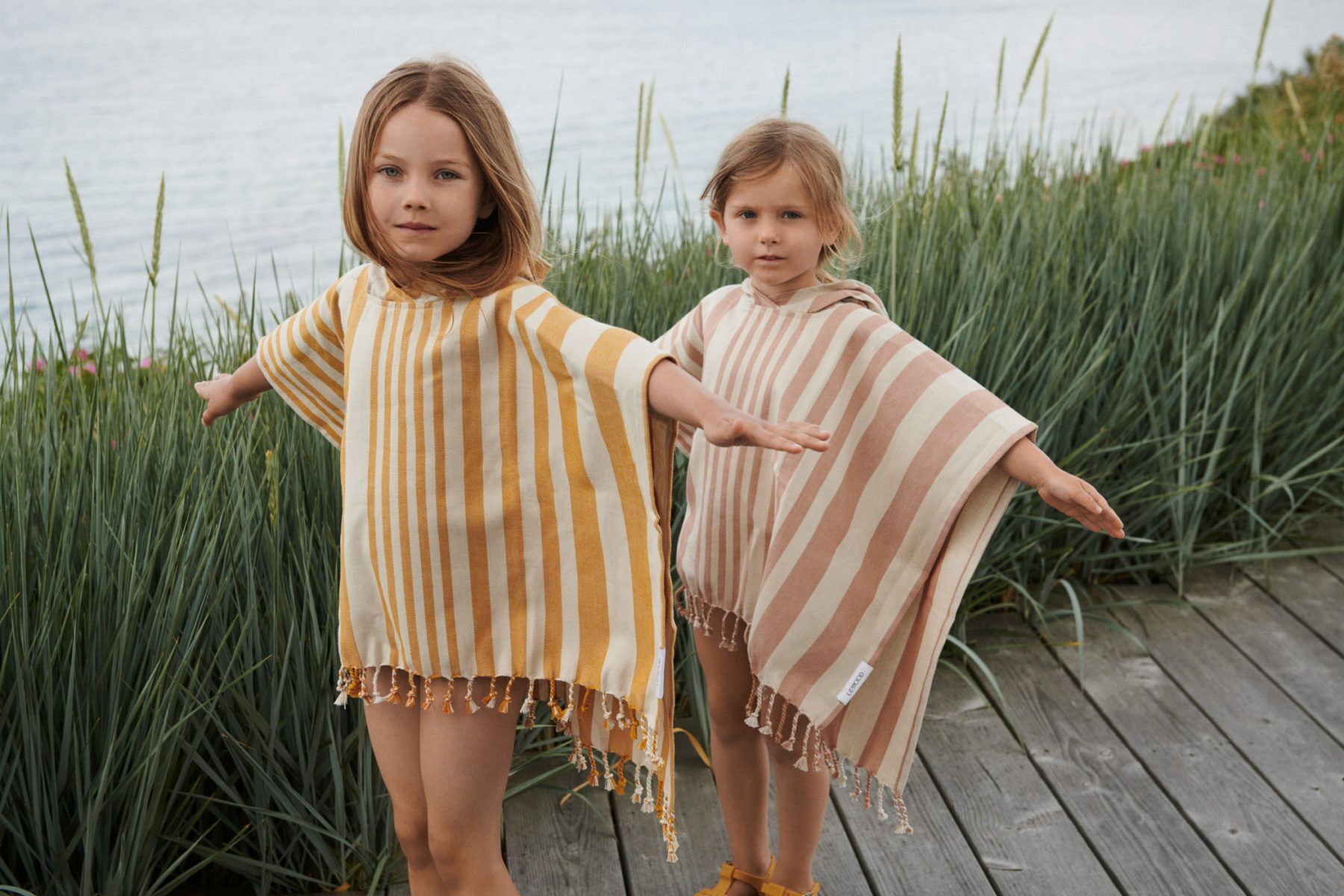 Liewood Roomie Badeponcho „Golden caramel / sandy“ Gr. 80/92 – Bild 5