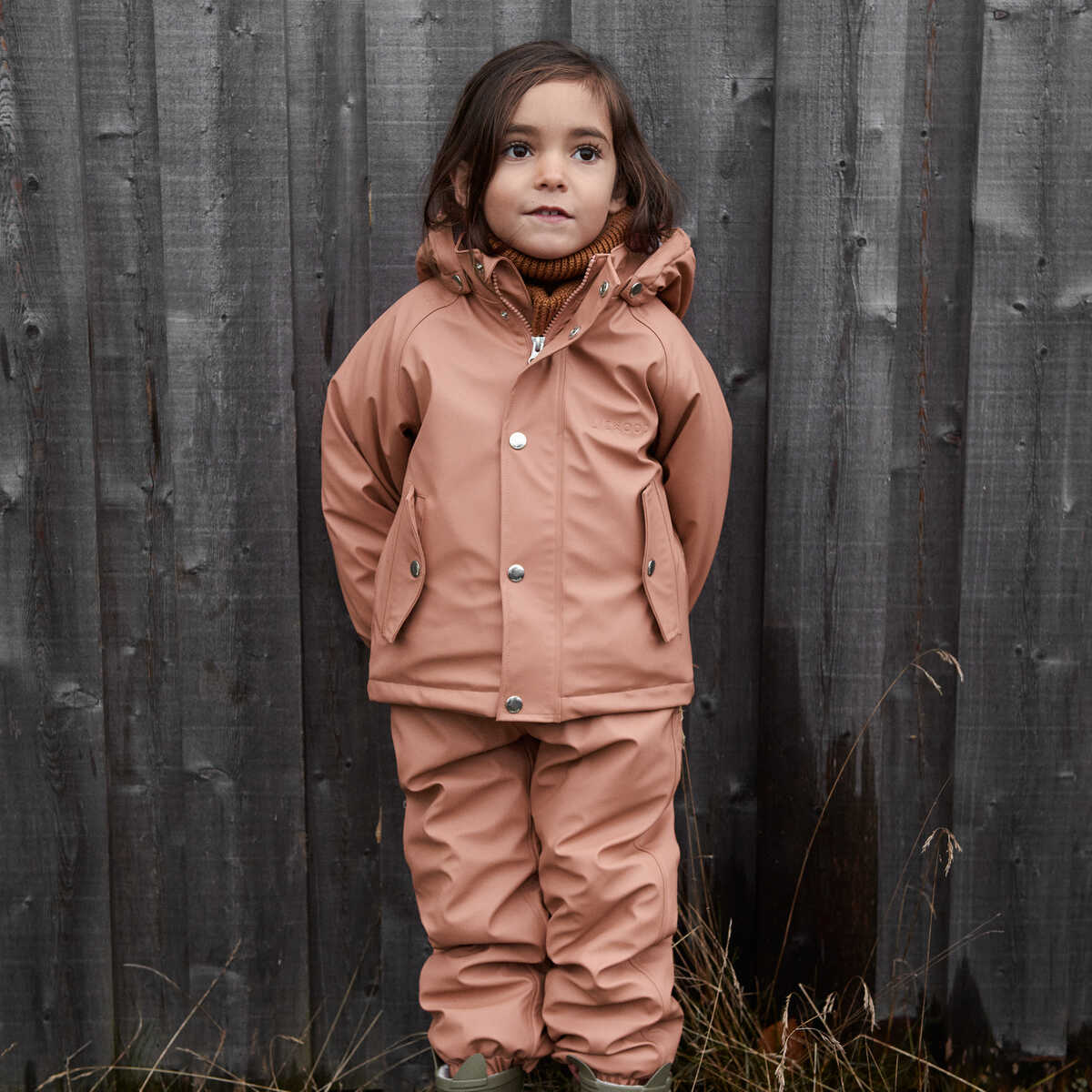 DELISTED Liewood Dakota Regenbekleidungs-Set „Tuscany rose mix“, Jacke und Hose – Bild 10