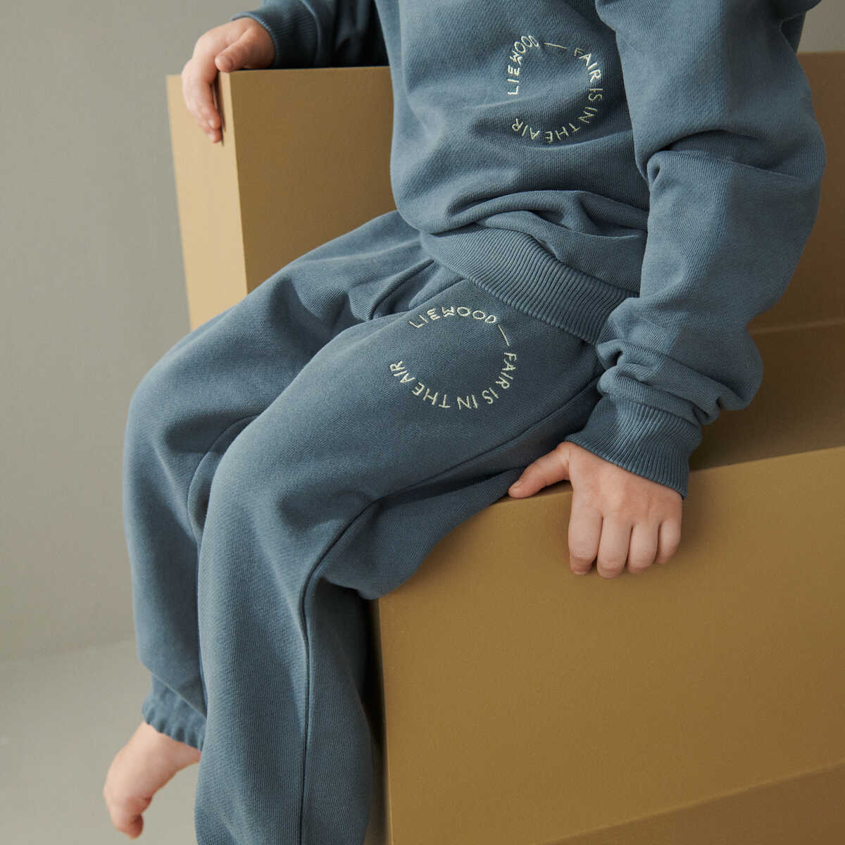 Liewood Kinder-Jogginghose Inga „Leopard / Sandy“, Gr. 56, 68 – Bild 5