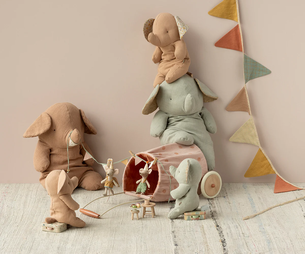 Maileg Kuscheltier Safari Friends Elefant „Powder“, H45cm