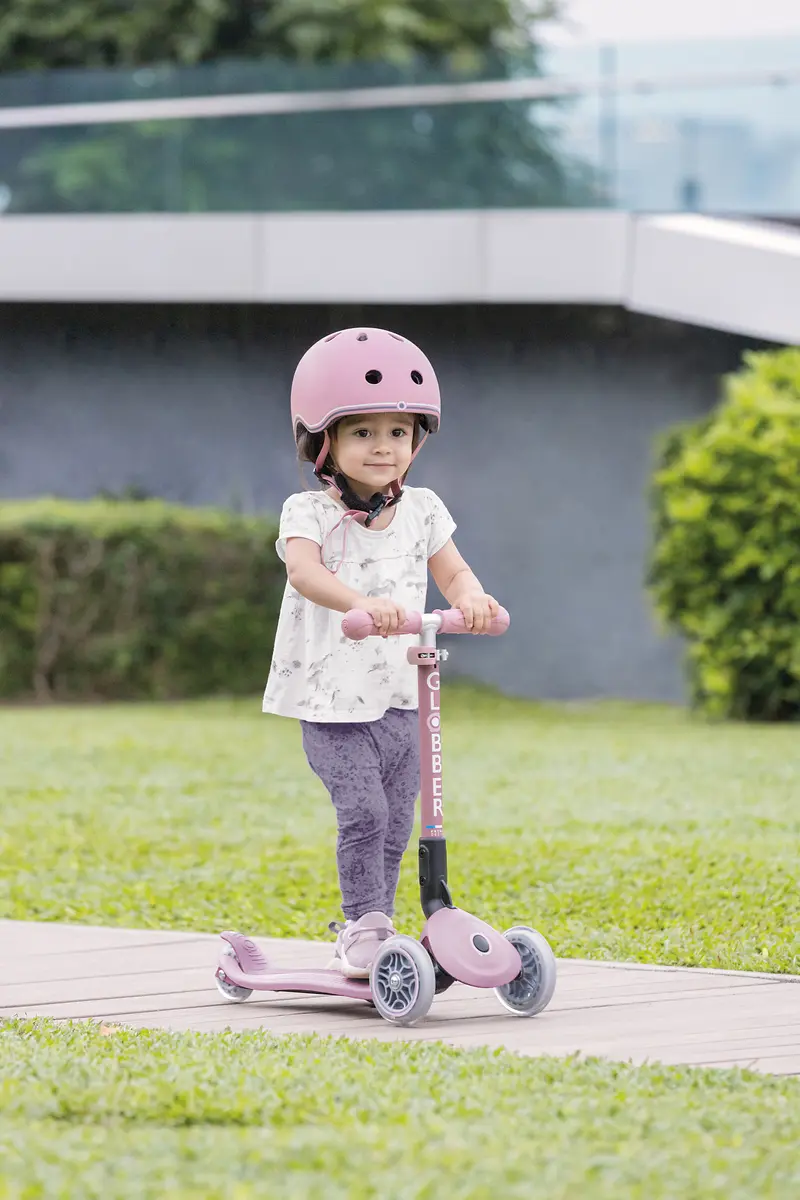 Globber Roller Junior Foldable Lights ECO mit Leuchtrollen – Beere, 2-6 Jahre, Modell 2025