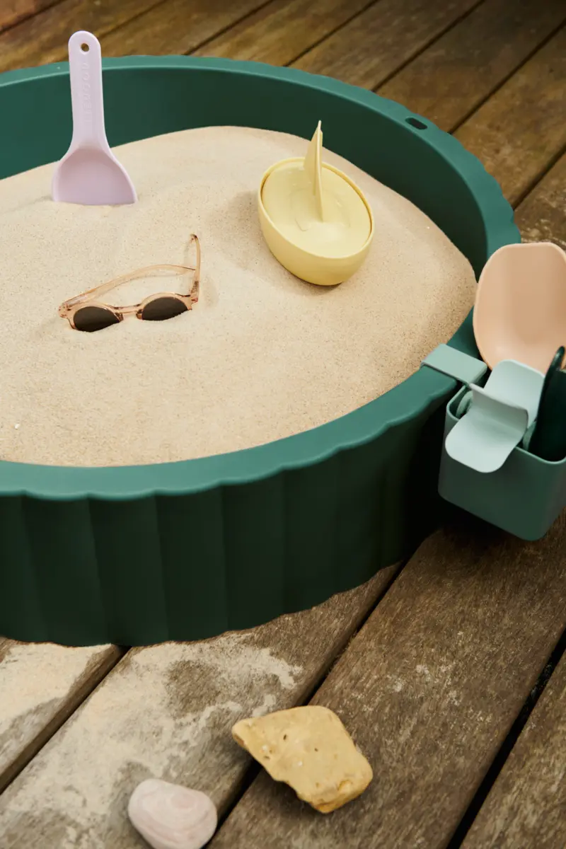 Liewood Saul Sandkasten mit Schutzdeckel