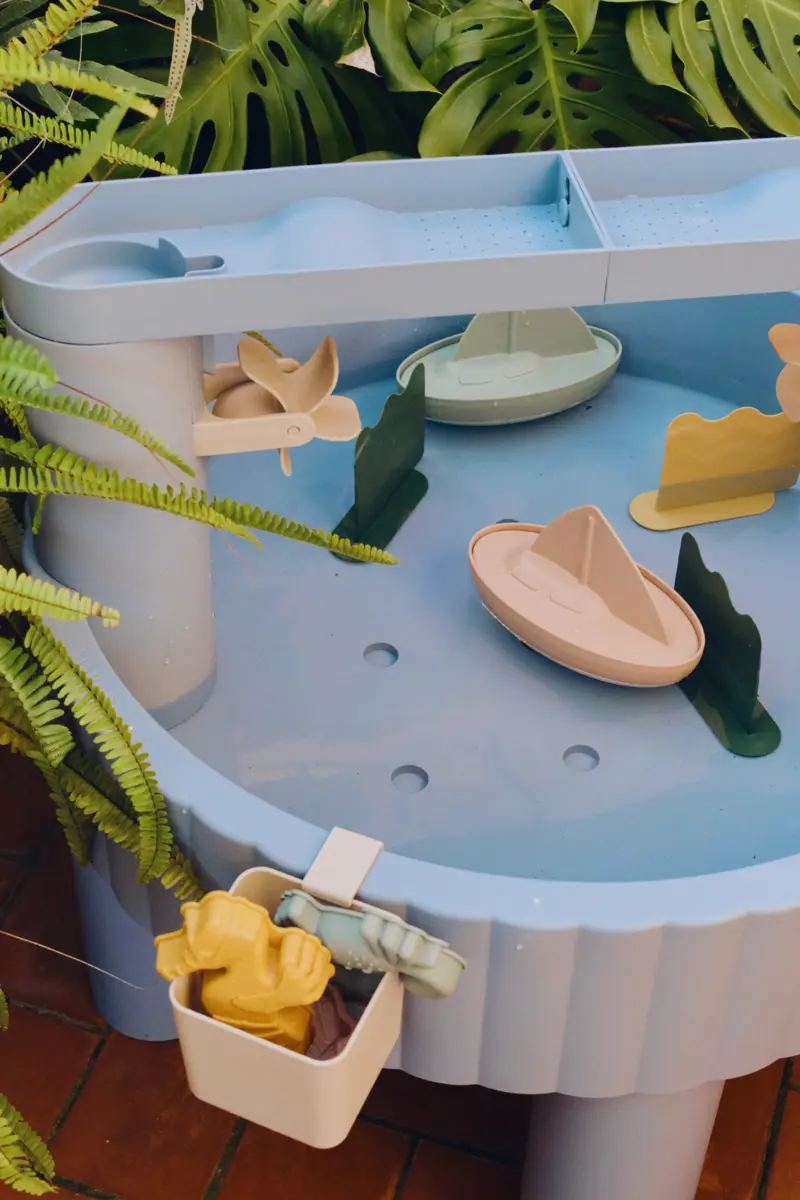 Liewood Outdoor Spieltisch Sepp „Beach blue multi mix“