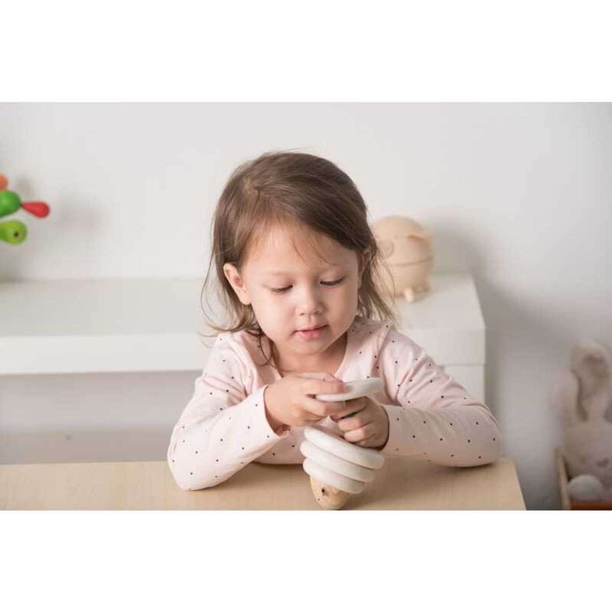 PlanToys Lernspiel Schaf aus Holz – Bild 6