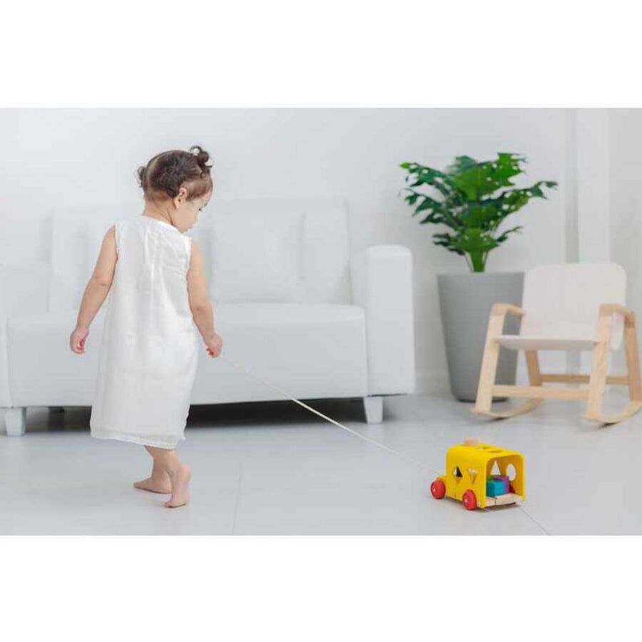 PlanToys Sortierbus aus Holz – Bild 4