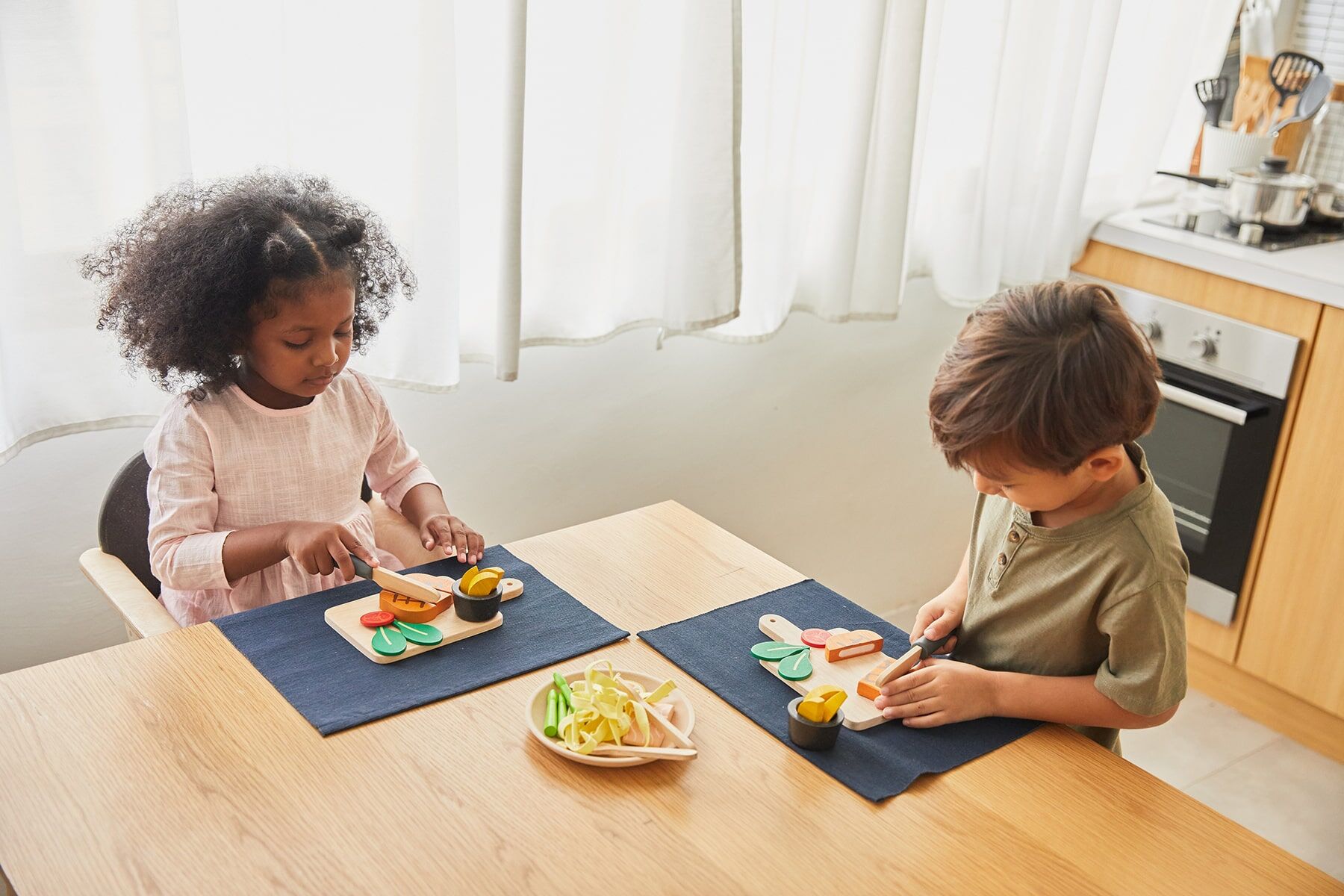 PlanToys Steak-Spielset aus Holz – Bild 5