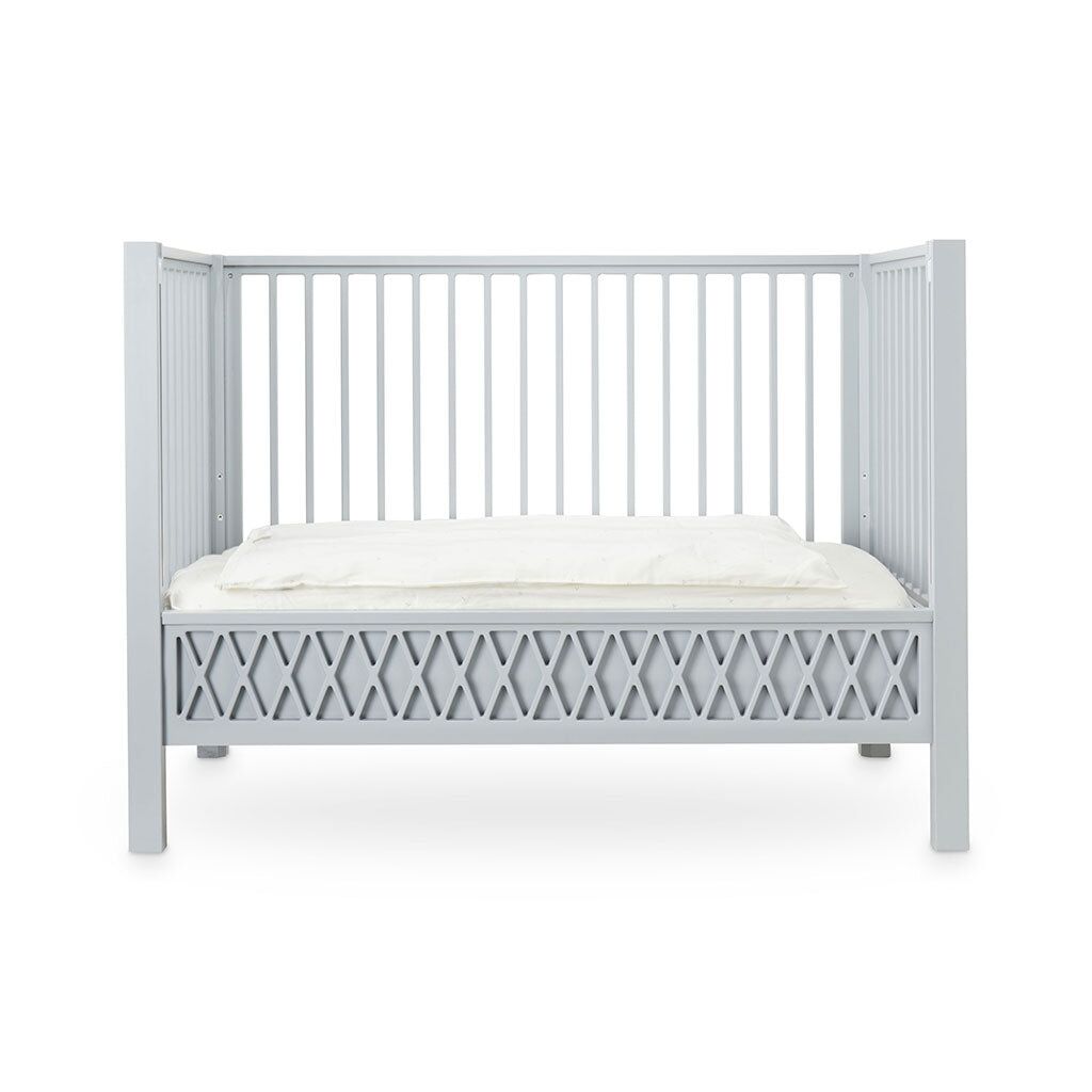 DELISTED Cam Cam Babybett Harlekin „Hellgrau“, FSC Mix, 60x120cm – Bild 2