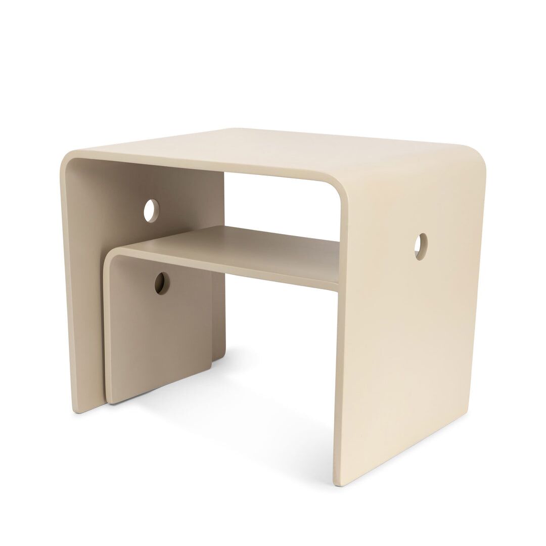 DELISTED Konges Sløjd Kindertisch mit Sitzbank aus FSC®-Holz, 2er-Set – Bild 2