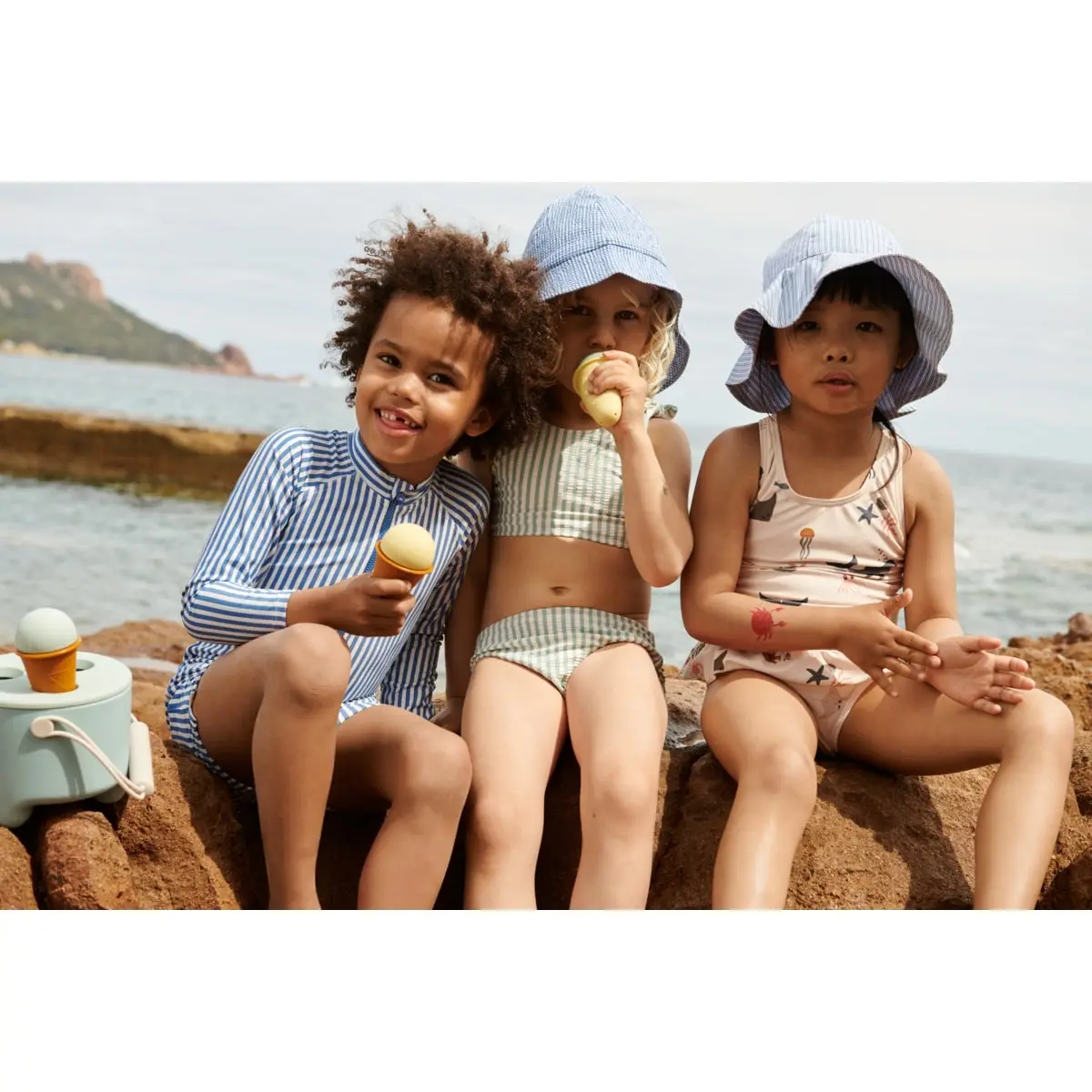 Liewood Wende-Sonnenhut Amelia „Flower market / Sandy mix“, 0-12 Monate – Bild 8