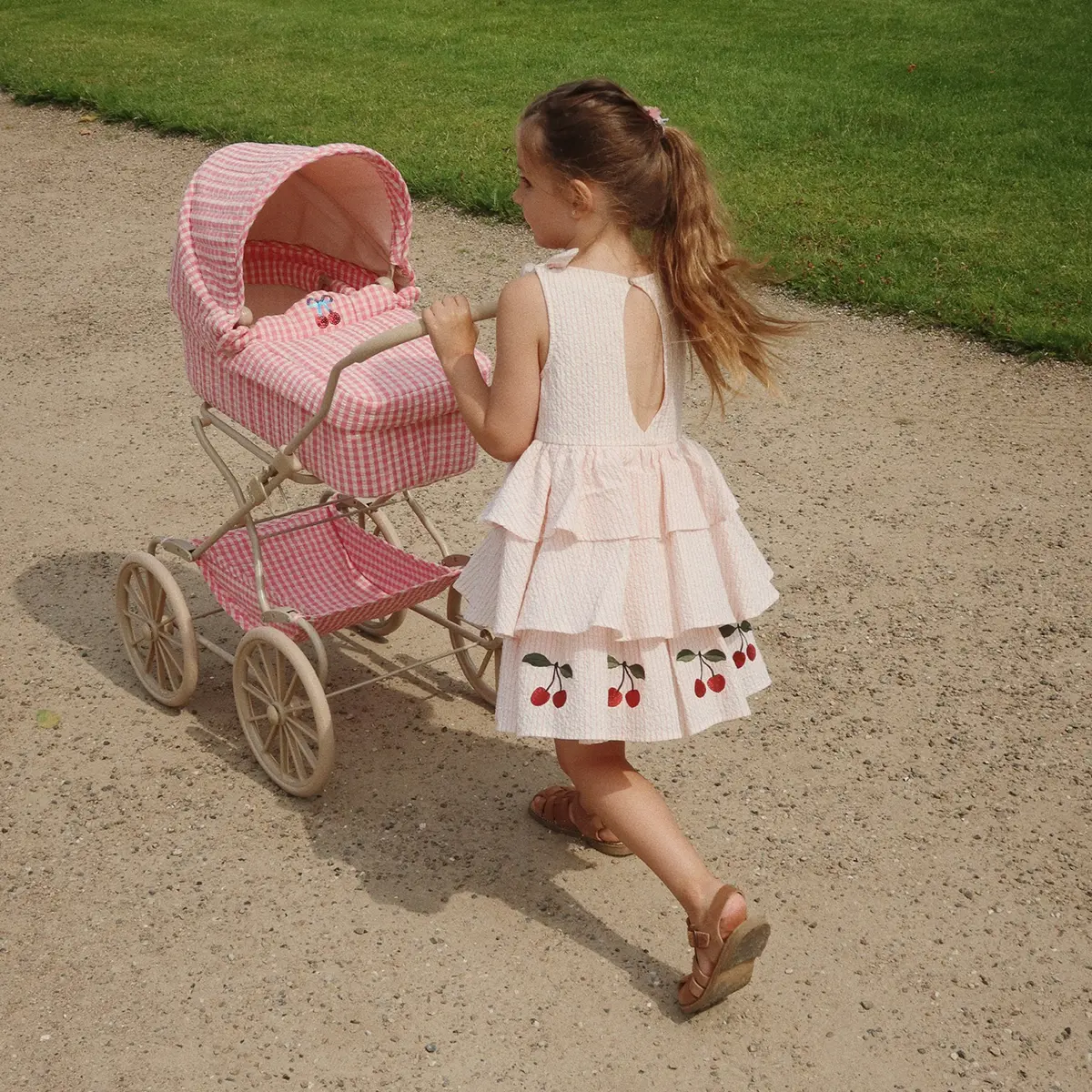 Konges Sløjd Puppen-Buggy „Bubblegum Check“