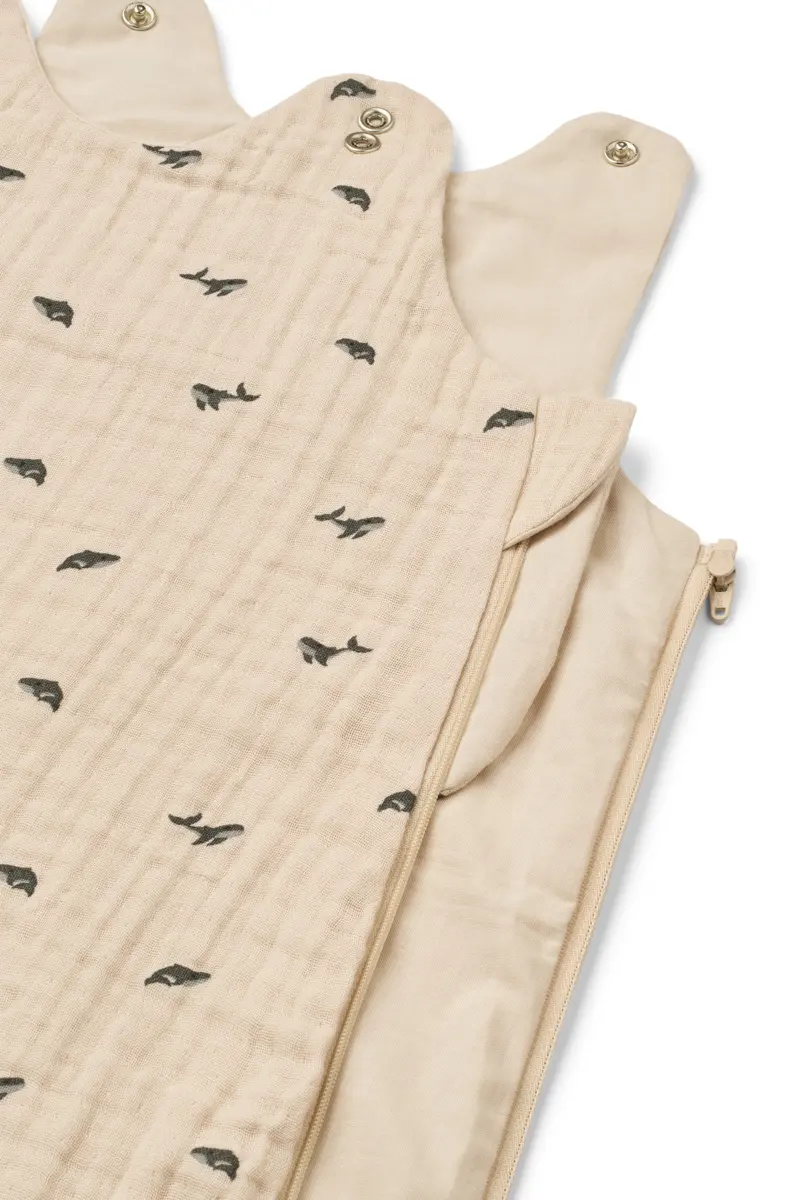 Liewood Schlafsack Flora „Mini whale / Sandy“