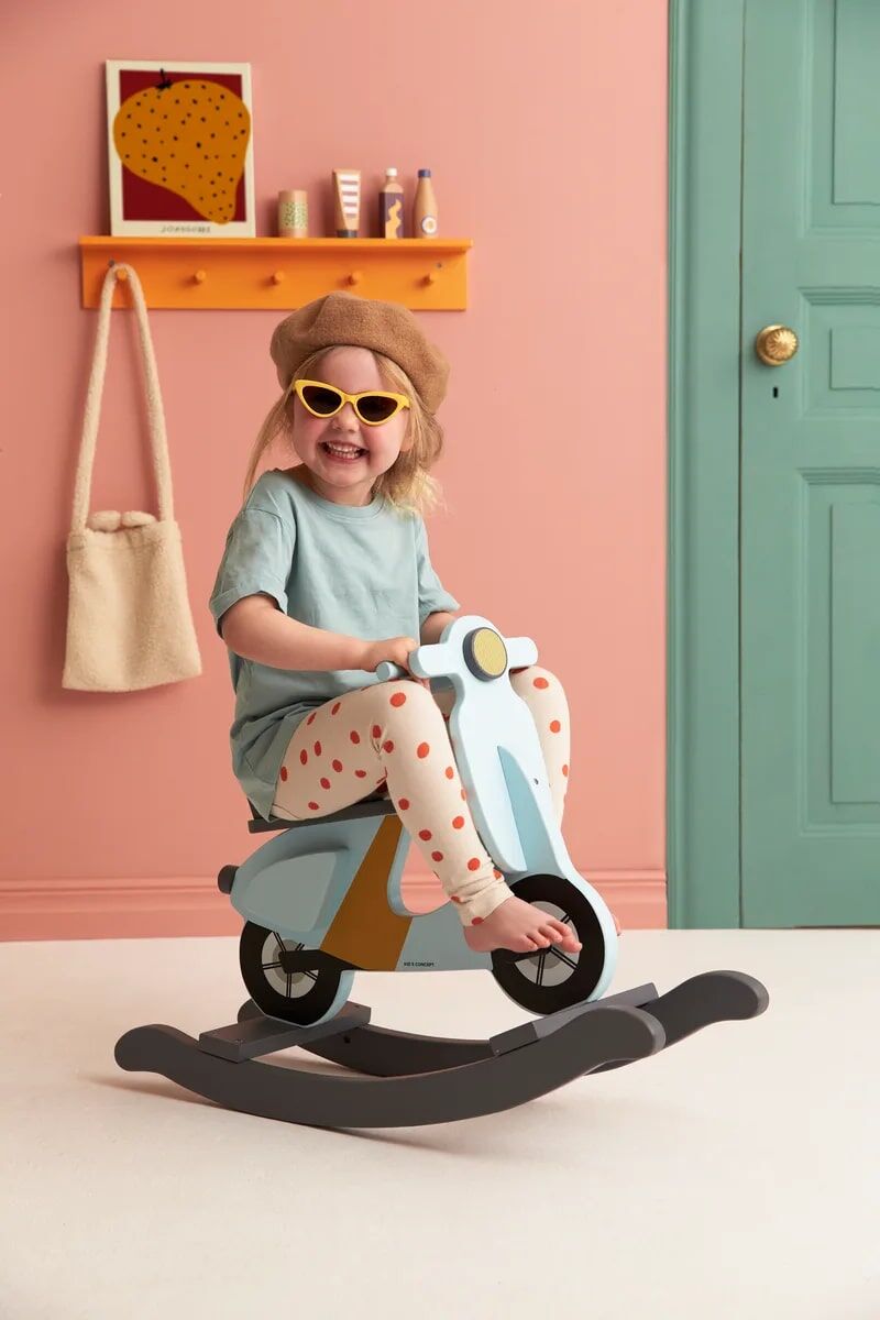Kids Concept Schaukel-Scooter „hellblau“, FSC® – Bild 2