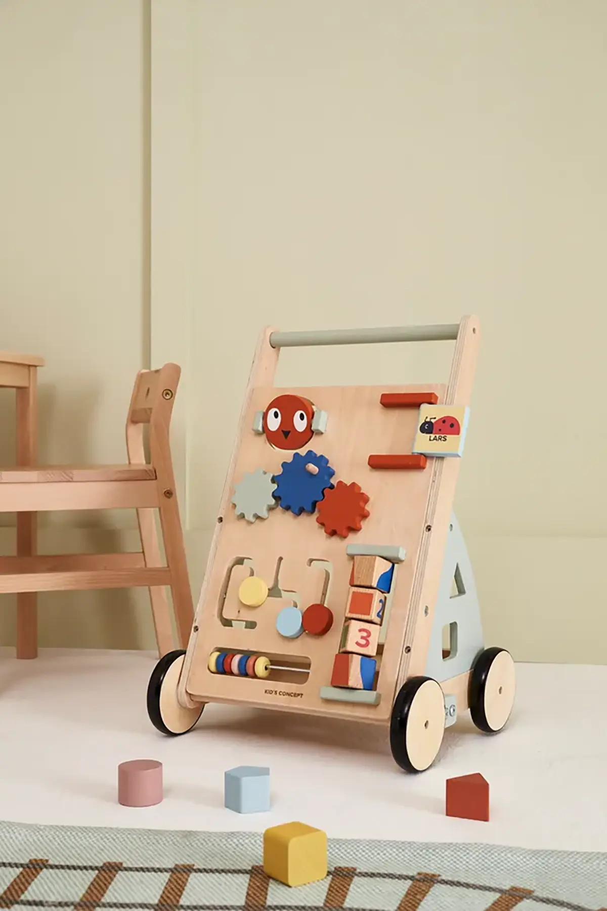 Kids Concept Aktivitätswagen Edvin