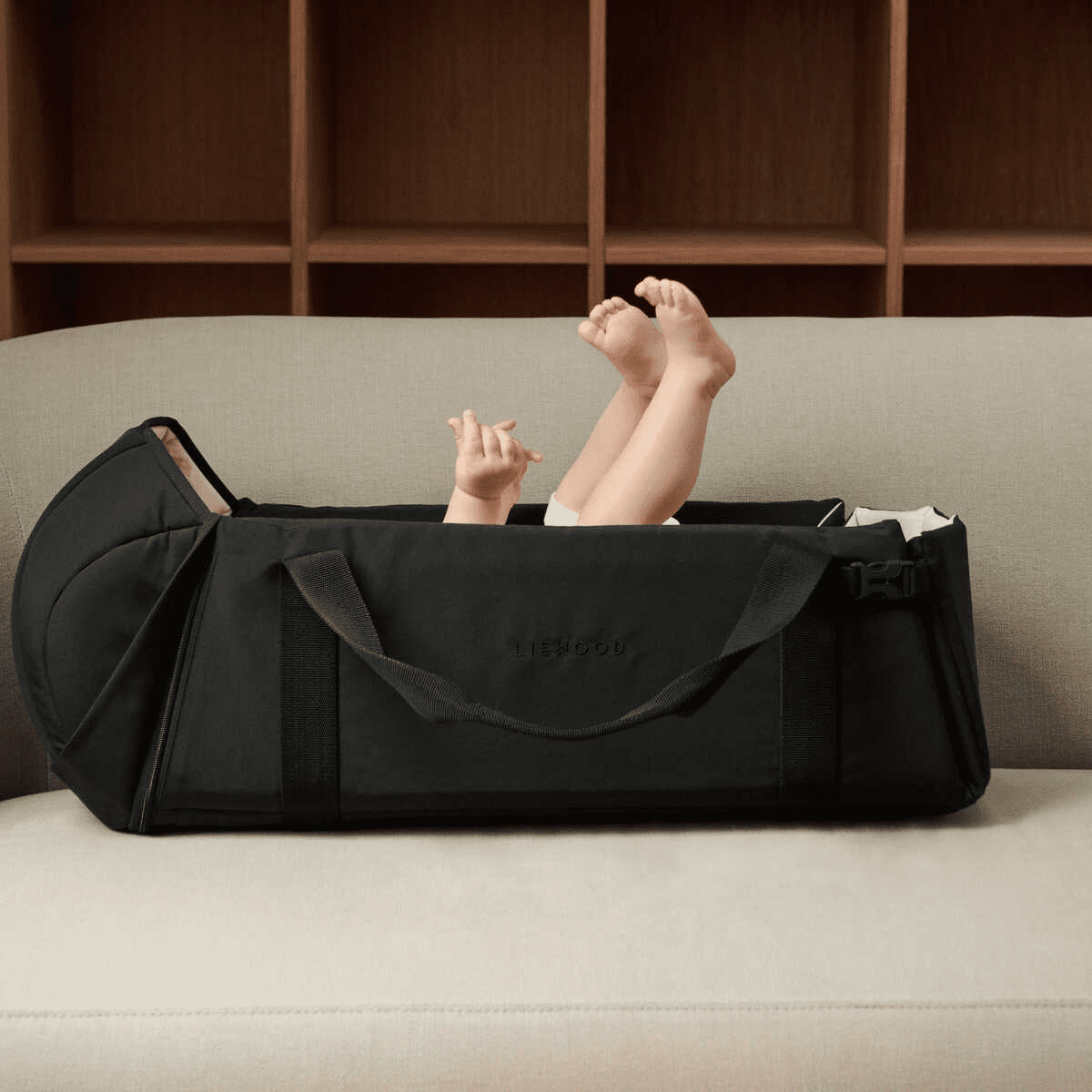 DELISTED Liewood Amber Babylift / Babynest „Black“, 63x27cm – Bild 10